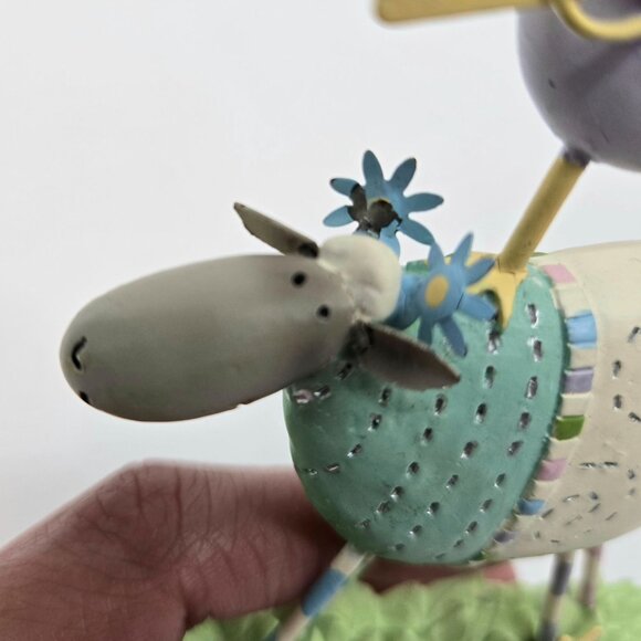 Farm Animal Painted Hooks Whimsical Chicken and Sheep Hangers 6.5" - Picture 9 of 10